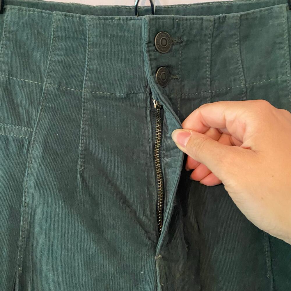 We The Free Green Corduroy Jayde High Waisted Flare Pants Boho Women's size 28 - Picture 5 of 13